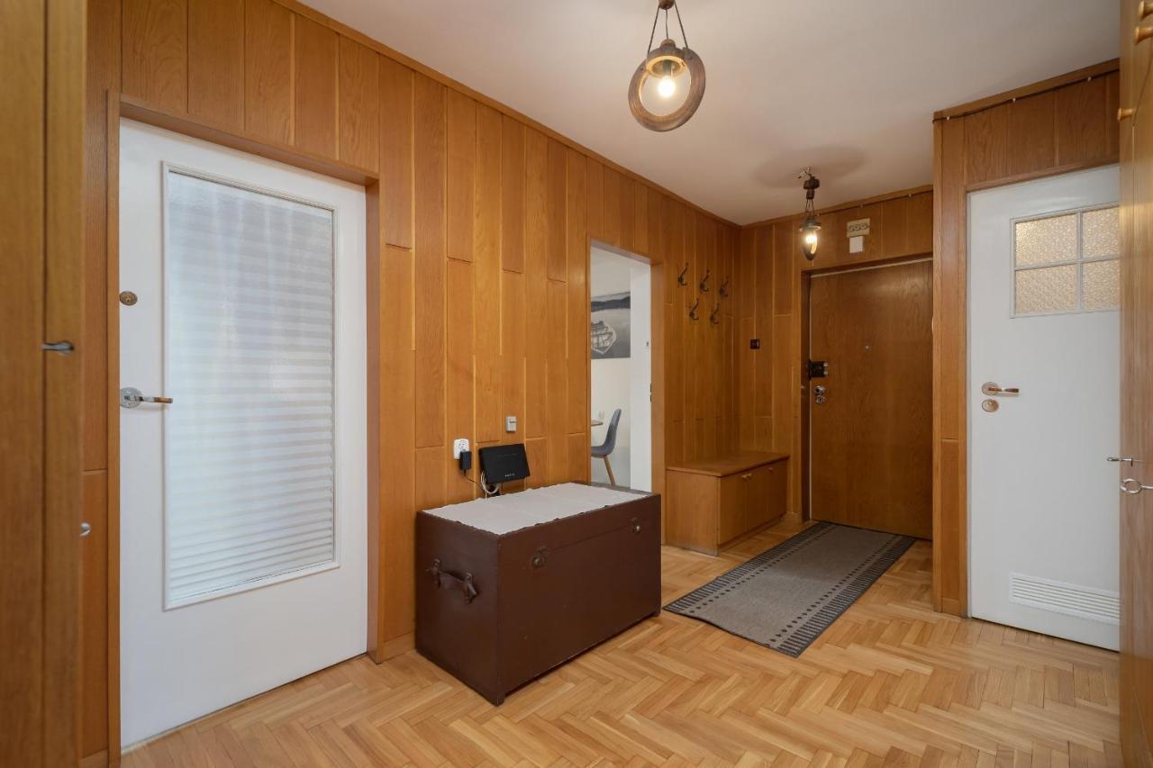 Jozefinska Apartment With Balcony Cracow By Noclegi Renters Krakkó Kültér fotó