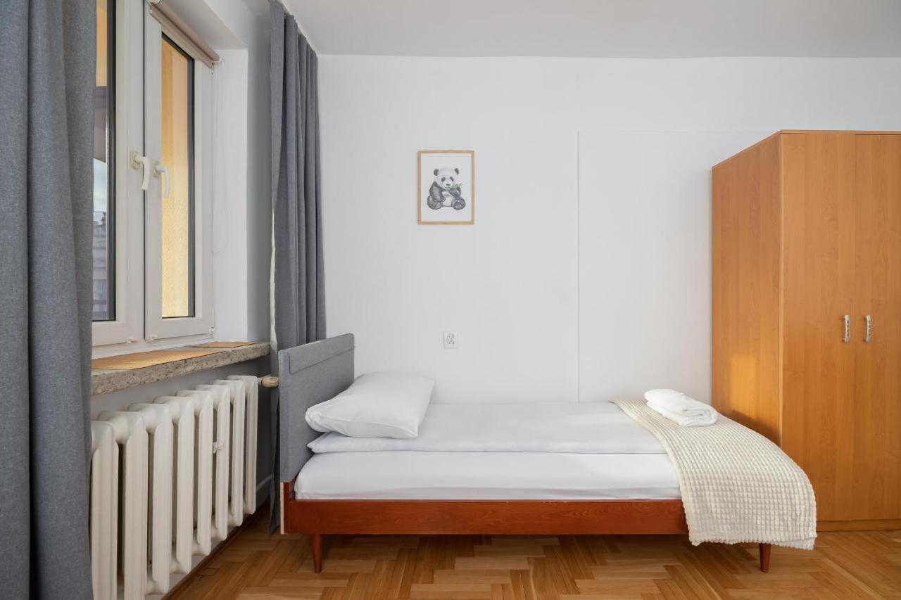 Jozefinska Apartment With Balcony Cracow By Noclegi Renters Krakkó Kültér fotó